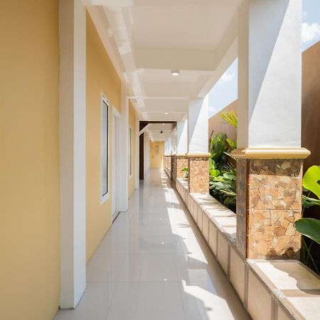מלון Kedungwaru Reddoorz Syariah Near Rsud Dr Iskak Tulungagung מראה חיצוני תמונה